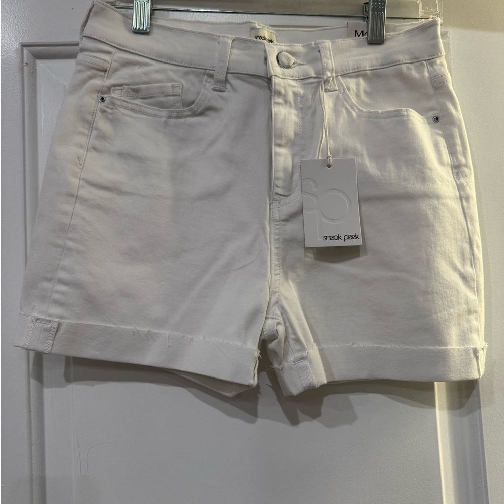 Sneak Peek White Mid Rise Denim Jeans